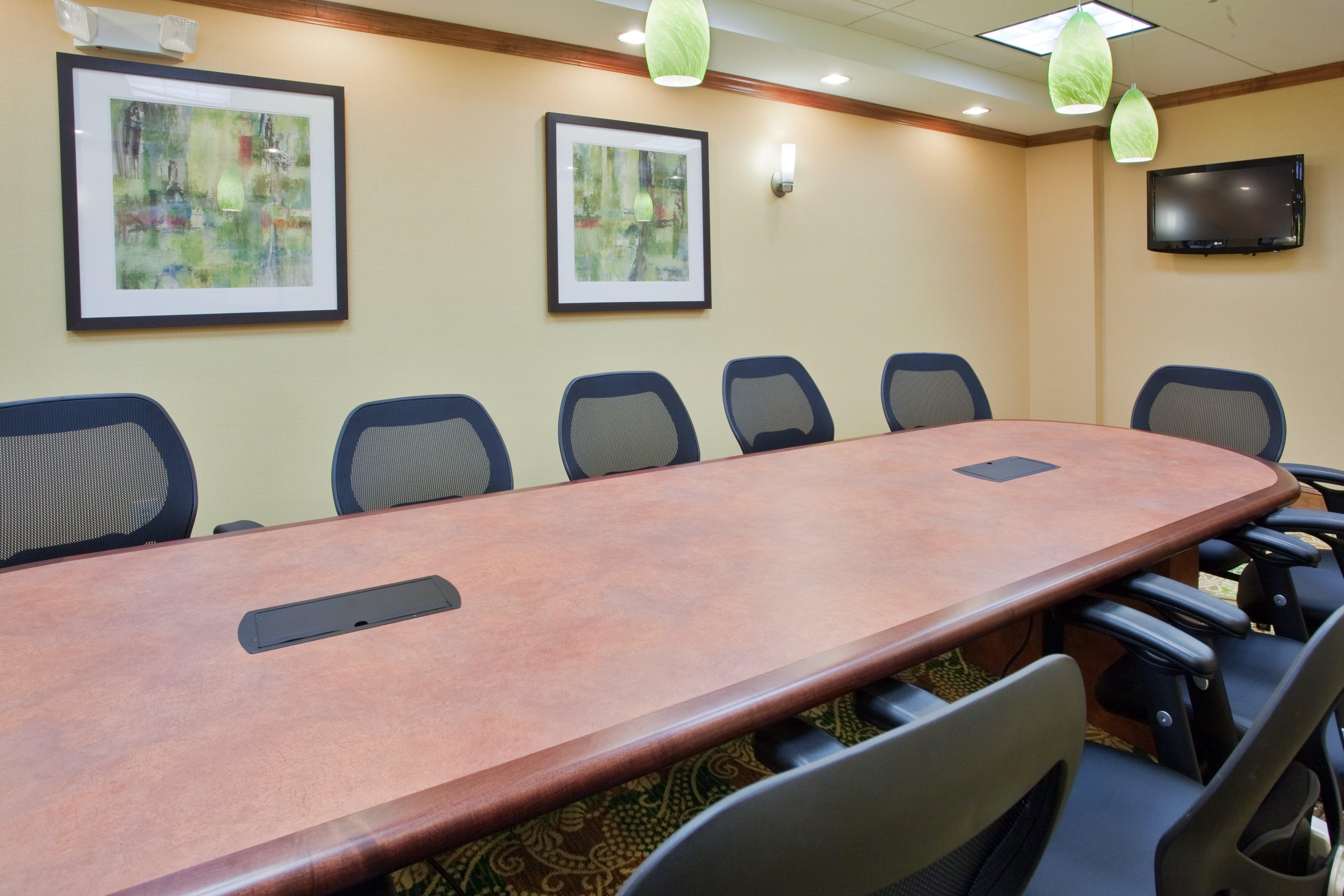 Holiday Inn Express Hotel & Suites Fredericksburg By Ihg Extérieur photo