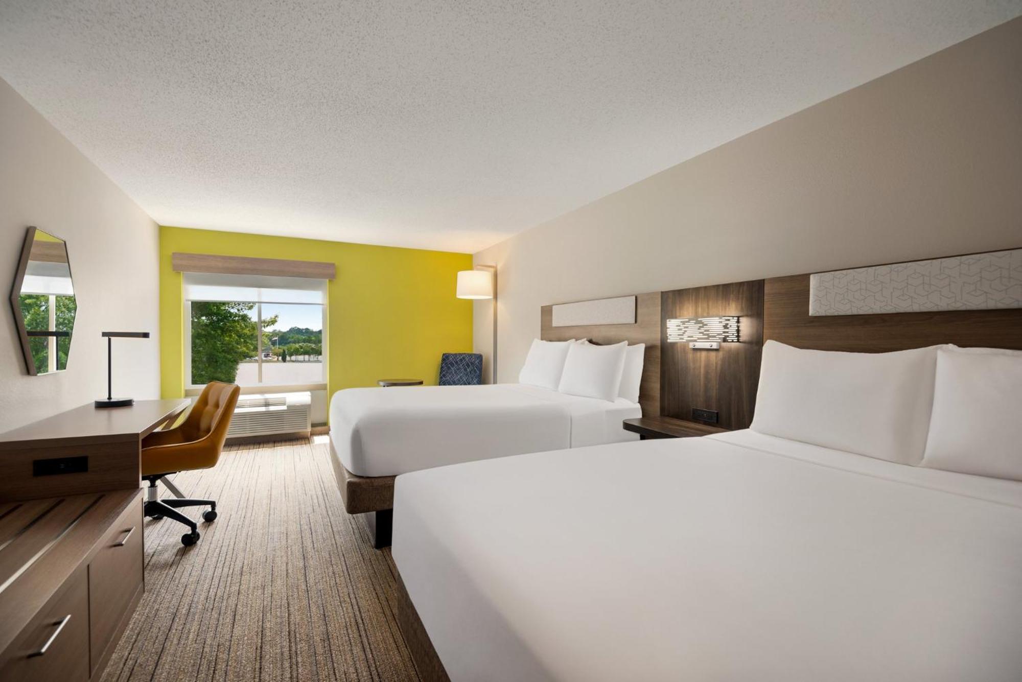 Holiday Inn Express Hotel & Suites Fredericksburg By Ihg Extérieur photo