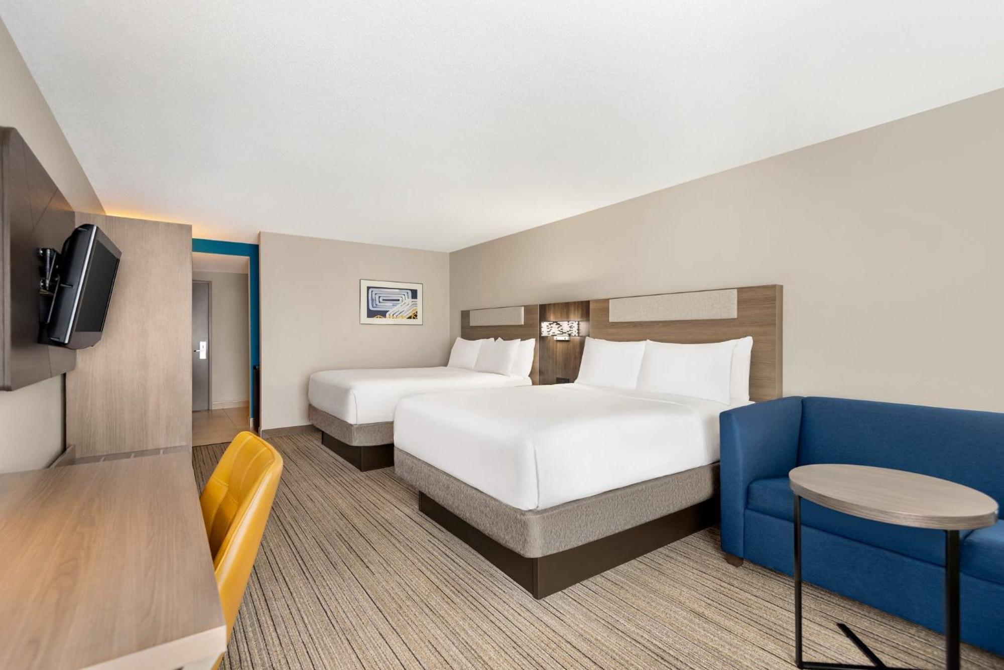 Holiday Inn Express Hotel & Suites Fredericksburg By Ihg Extérieur photo